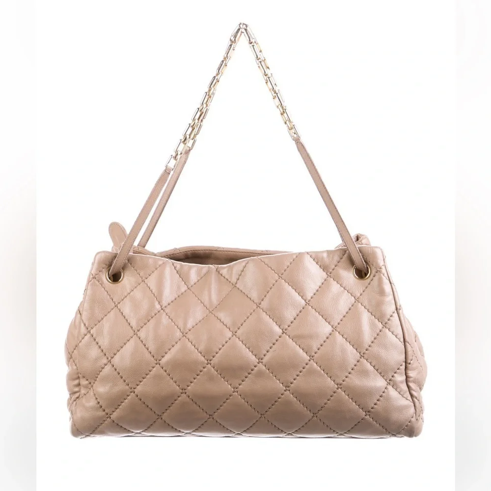 Beige Chanel Tote​​​​​​​​​​​